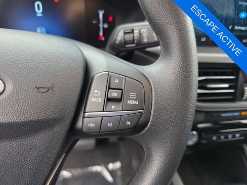 Used 2026 Ford Escape Active w/ Tech Pack #1 FWD image 19