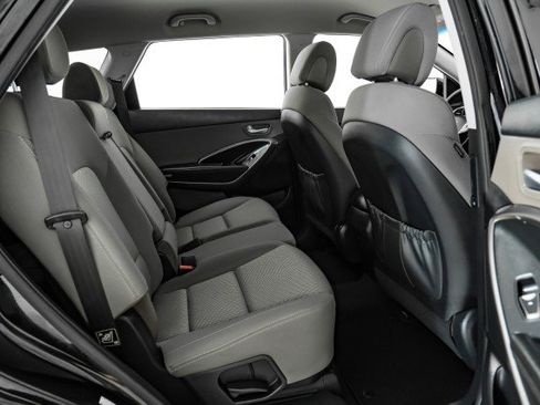 Used 2018 Hyundai Santa Fe SE image 31