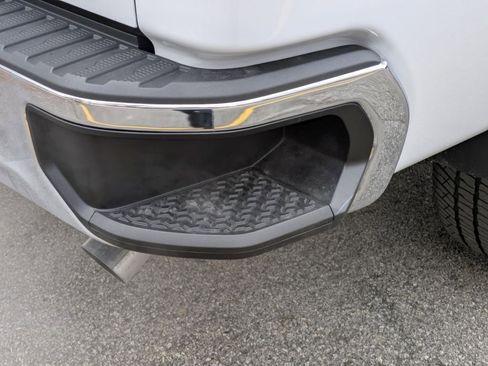 New 2025 GMC Sierra 2500 SLE w/ SLE Convenience Package image 33