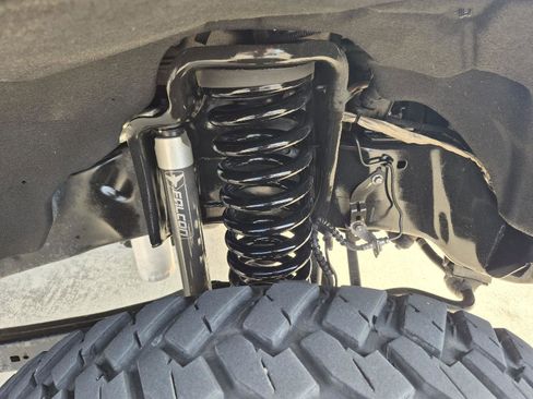 Certified 2024 Ford F250 Lariat w/ Lariat Ultimate Package image 9