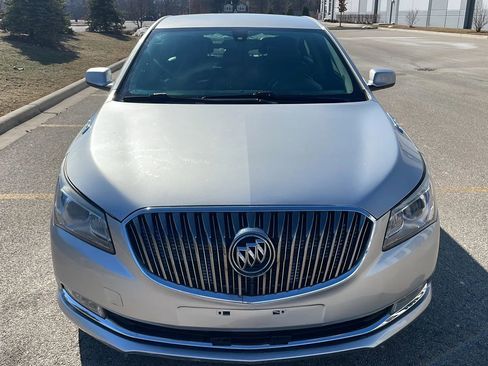 Used 2016 Buick LaCrosse image 4
