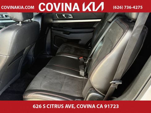 Used 2018 Ford Explorer XLT w/ Equipment Group 202A image 30