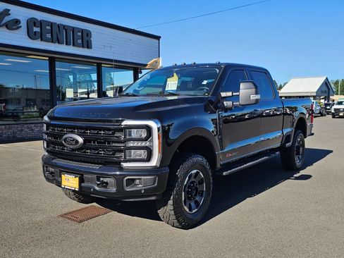 Certified 2023 Ford F350 Lariat w/ Lariat Ultimate Package AWD/4WD image 2