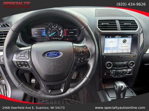 Used 2018 Ford Explorer XLT w/ Equipment Group 202A image 15