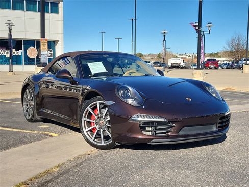 Used 2014 Porsche 911 Carrera S image 2