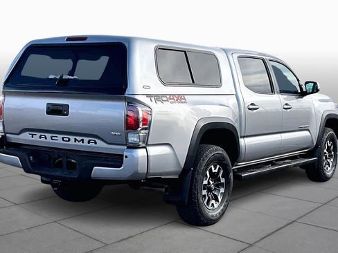 Certified 2020 Toyota Tacoma TRD Off-Road image 11