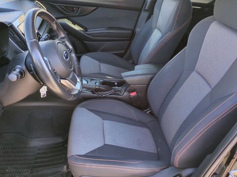 Used 2020 Subaru Crosstrek 2.0i Premium image 16