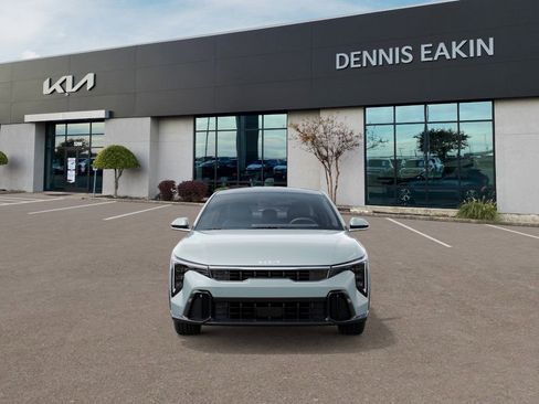 New 2025 Kia K4 GT-Line image 2