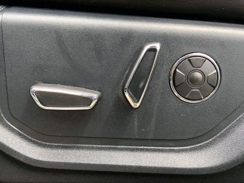 Used 2019 Ford F150 Platinum w/ Trailer Tow Package AWD/4WD image 34