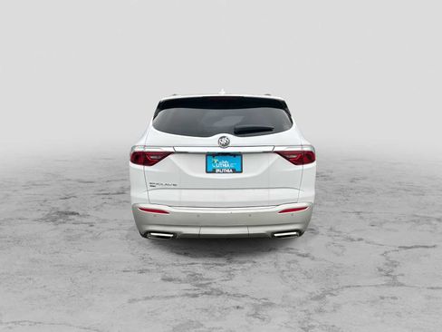 Used 2024 Buick Enclave Premium AWD/4WD image 7