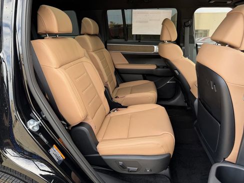 New 2026 Hyundai Santa Fe Calligraphy image 30