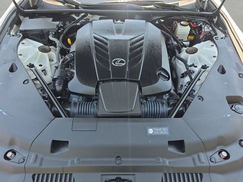 Used 2018 Lexus LC 500 Coupe w/ Performance Package RWD image 27