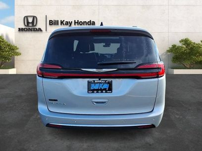Used 2026 Chrysler Pacifica Pinnacle