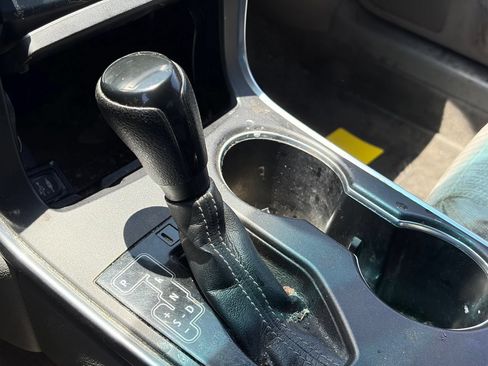 Used 2015 Toyota Camry LE FWD image 7