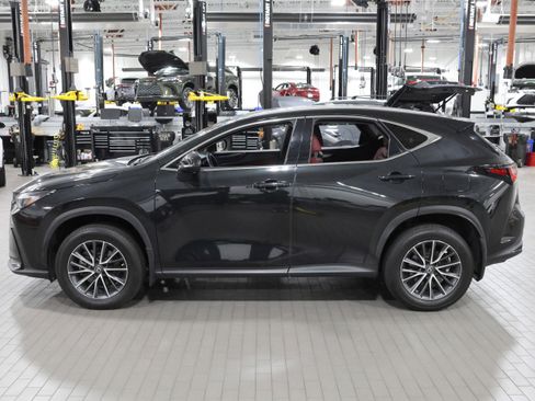 Used 2022 Lexus NX 250 FWD image 6
