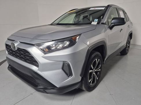 Certified 2020 Toyota RAV4 LE FWD image 1