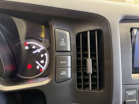 Used 2013 Honda Ridgeline Sport image 16