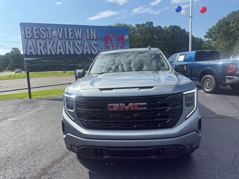 Used 2026 GMC Sierra 1500 Elevation w/ Elevation Premium Package AWD/4WD image 2