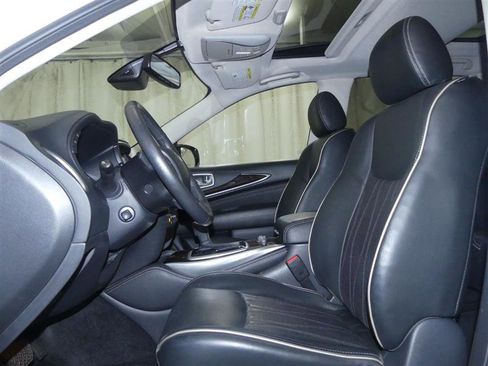 Used 2019 INFINITI QX60 Luxe w/ Sensory Package image 21