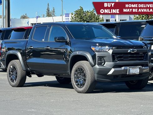 Used 2026 Chevrolet Colorado Trail Boss image 1