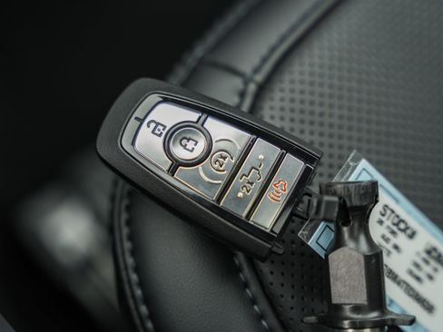 New 2026 Ford F350 Platinum w/ Tremor Off-Road Package image 59