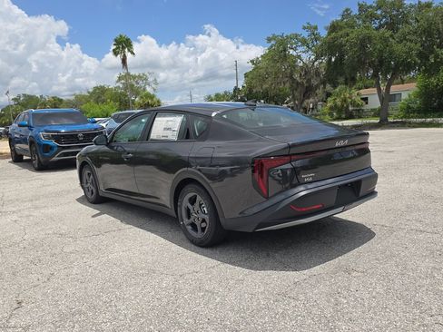 New 2026 Kia K4 FWD image 6