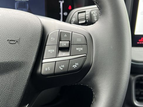 Used 2025 Ford Maverick Lariat w/ Black Appearance Package image 29