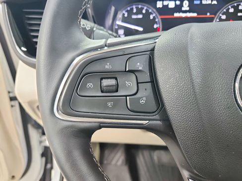 Used 2023 Buick Envision Avenir image 26