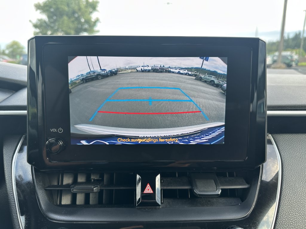 Used 2024 Toyota Corolla LE FWD image 15