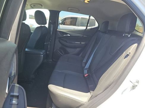 Used 2025 Buick Encore GX Preferred FWD image 9