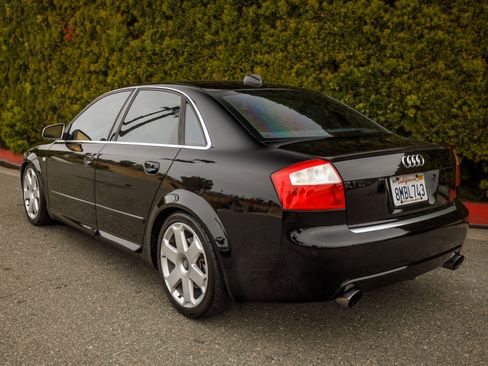 Used 2004 Audi S4 Sedan image 8