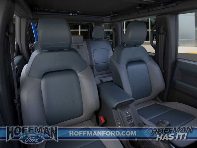 New 2024 Ford Bronco Outer Banks w/ Sasquatch Package AWD/4WD image 10