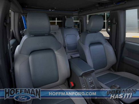 New 2024 Ford Bronco Outer Banks w/ Sasquatch Package image 10