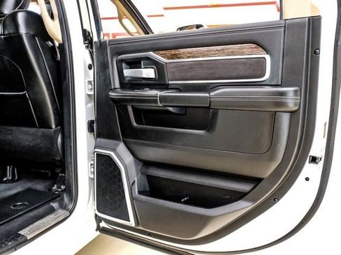 Used 2019 RAM 2500 Laramie image 39
