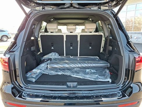 Used 2026 Mercedes-Benz GLB 250 4MATIC image 23