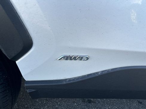 Used 2024 Toyota RAV4 Limited image 9