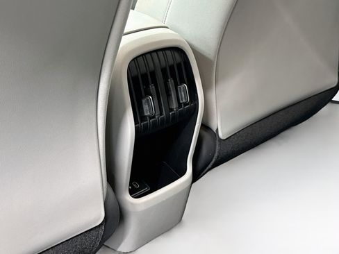 Used 2025 Hyundai Kona SEL FWD image 26