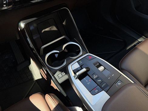 Used 2024 BMW X1 xDrive28i w/ Premium Package image 21