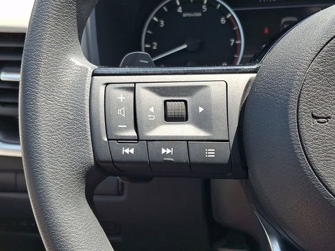 Certified 2023 Nissan Rogue SV image 22