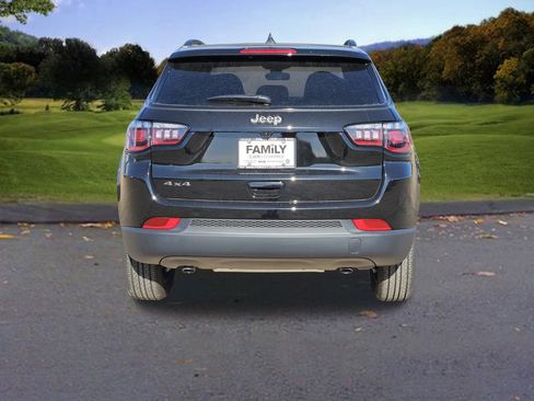 New 2026 Jeep Compass Latitude image 4