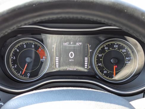 Used 2021 Jeep Cherokee Latitude Lux image 19