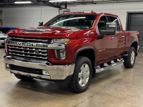 Used 2023 Chevrolet Silverado 2500 LTZ w/ LTZ Plus Package image 3