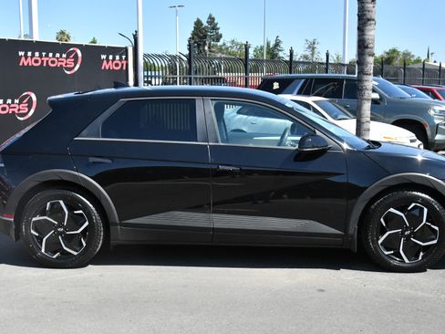 Used 2024 Hyundai Ioniq 5 SEL RWD image 9