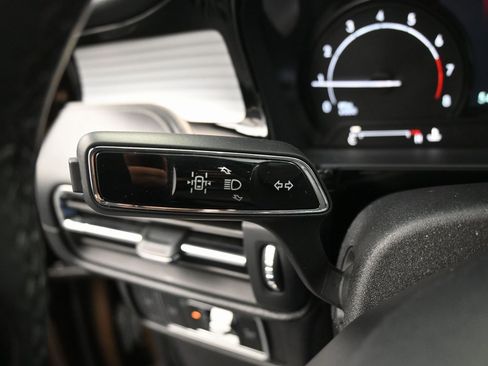 Used 2022 Lincoln Corsair AWD w/ Equipment Group 101A image 18