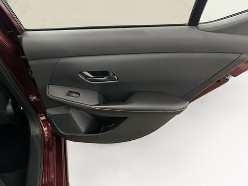 Used 2024 Nissan Sentra SV FWD image 30