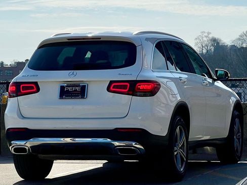Certified 2022 Mercedes-Benz GLC 300 4MATIC image 7