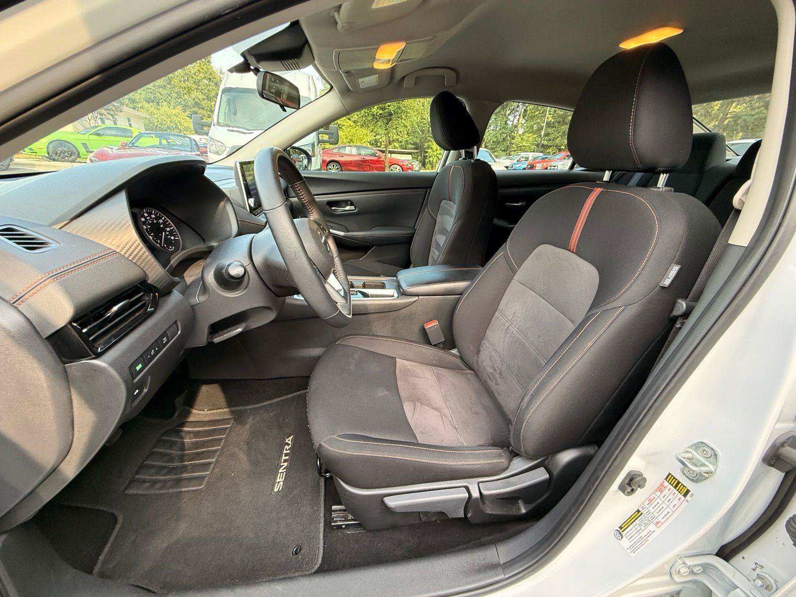 Used 2023 Nissan Sentra SR FWD image 21