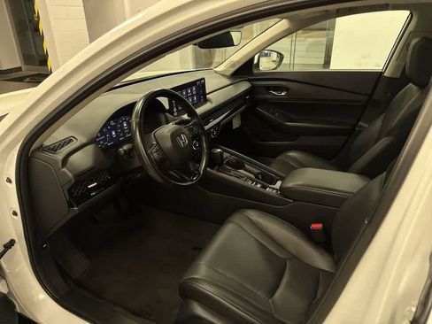 Used 2023 Honda Accord EX-L image 29