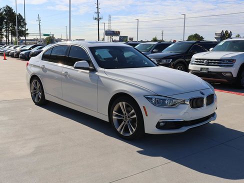 Used 2017 BMW 330i Sedan image 7