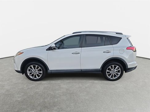 Used 2018 Toyota RAV4 Limited image 8